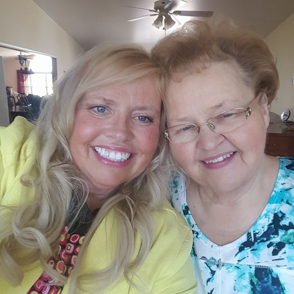 Meet your Posher, Robin - Picture 1 of 1